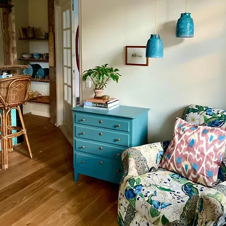 Retreat-style Flat Near Falsled * Millinge