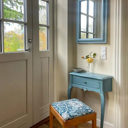 Апартаменты Retreat-style Flat Near Falsled Millinge